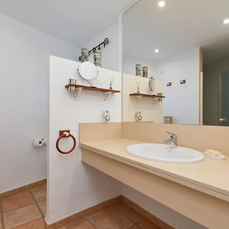 Casa Pelican Villa *